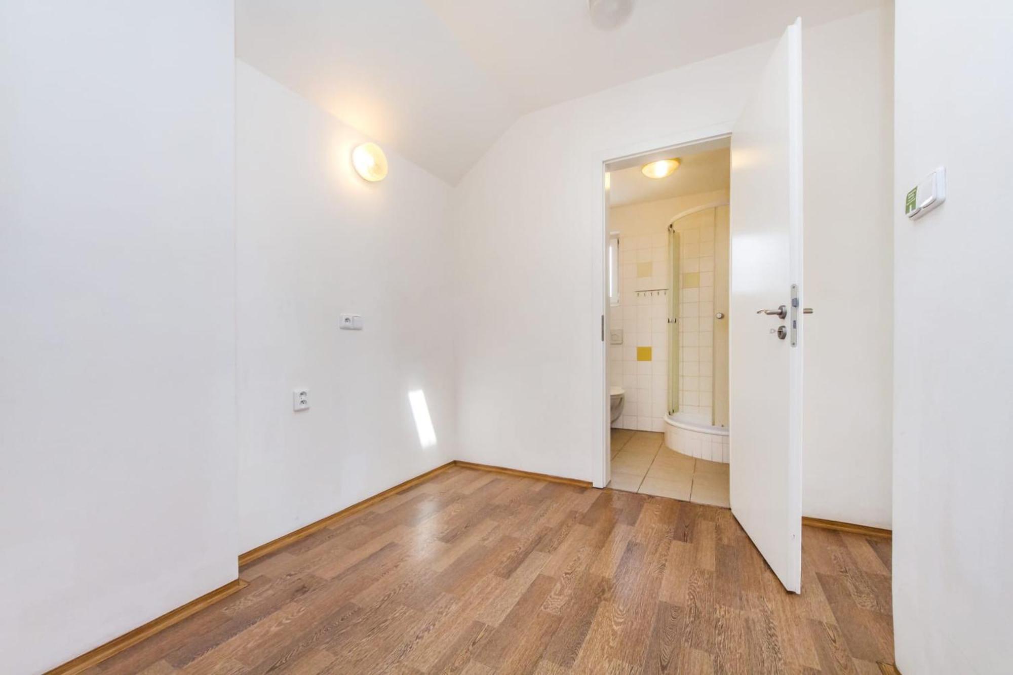 Apartment Apartmen For Group 6b *