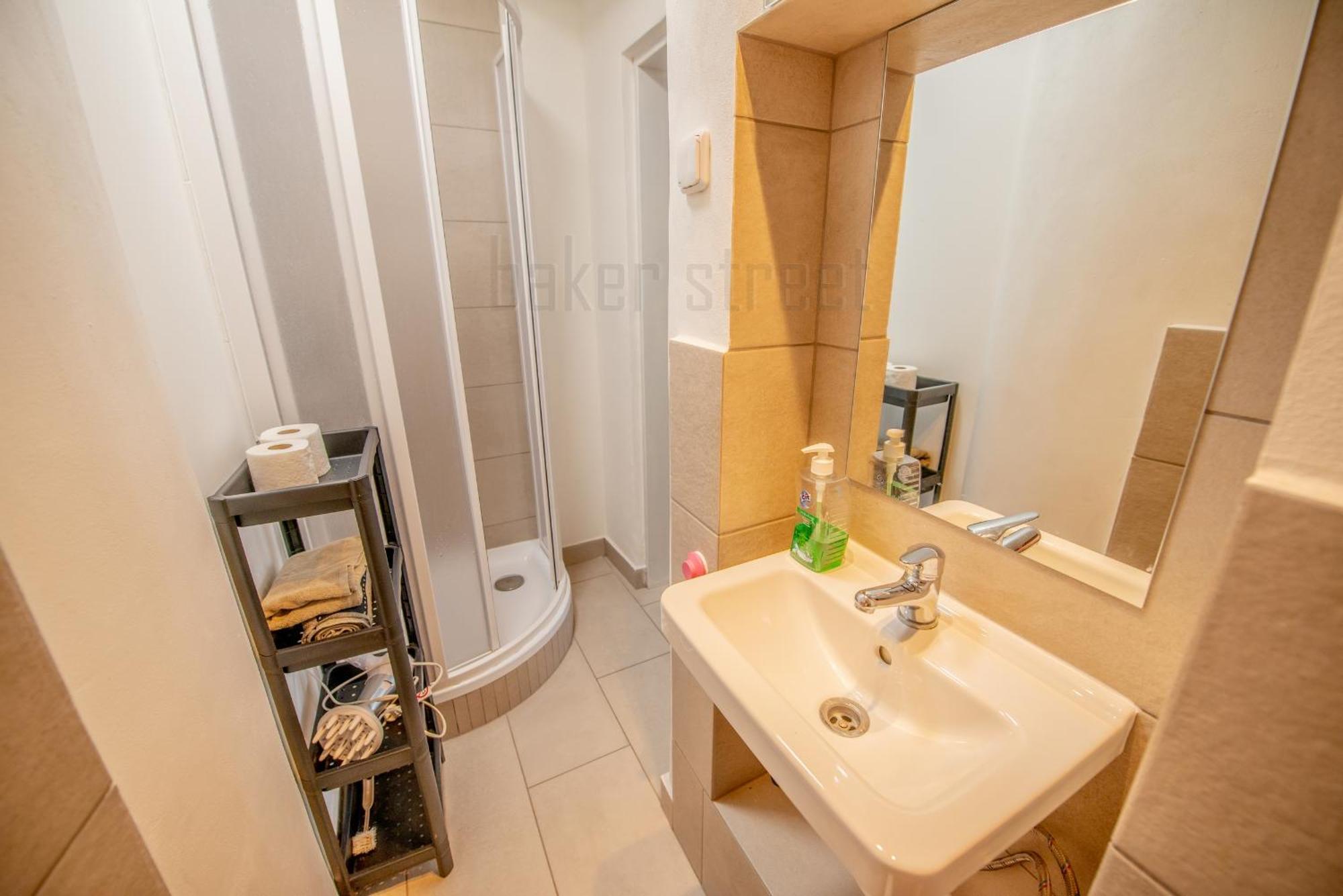 Cozy Close To Palmovka Prague
