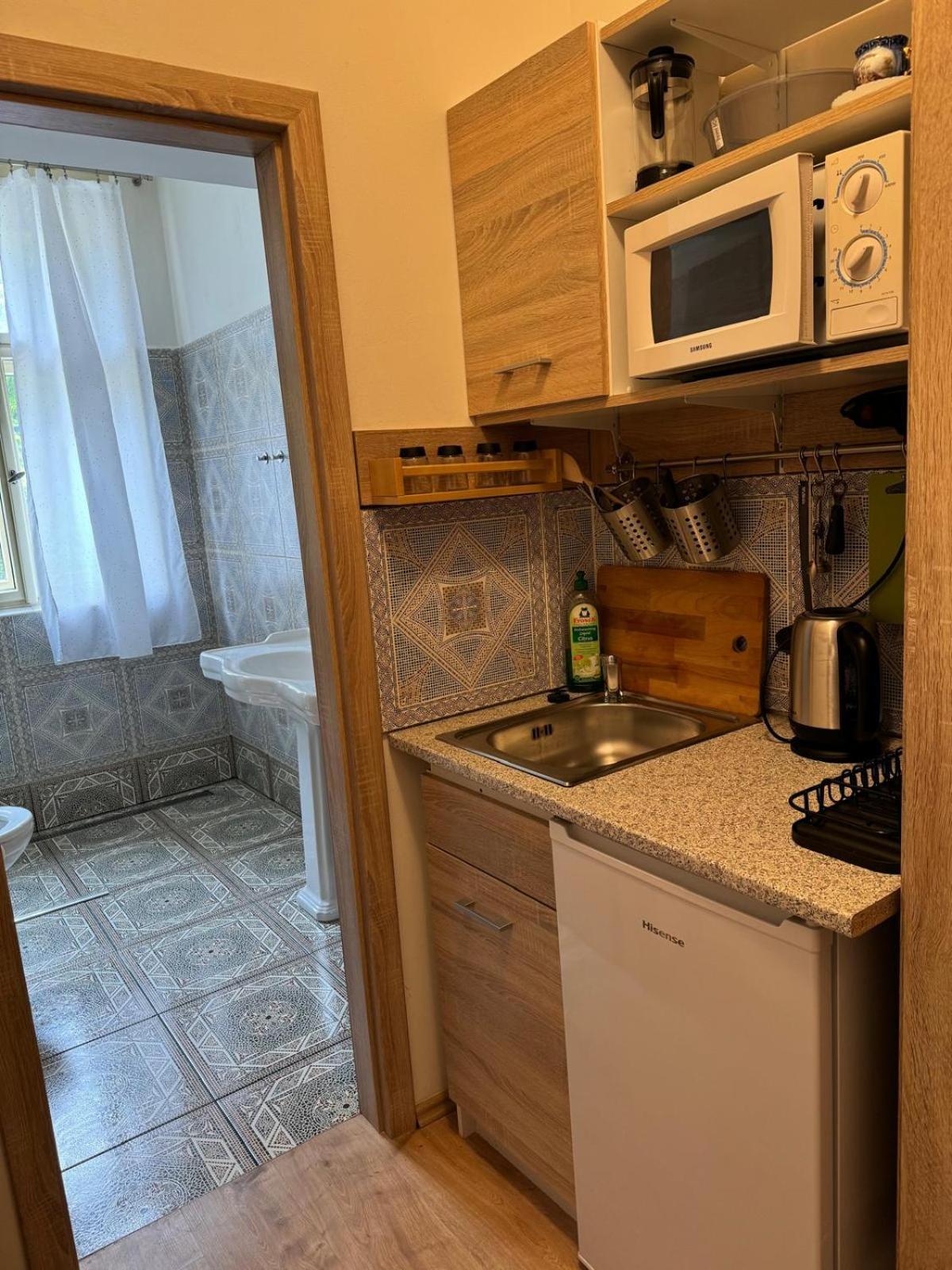 Bouquet Apartment *