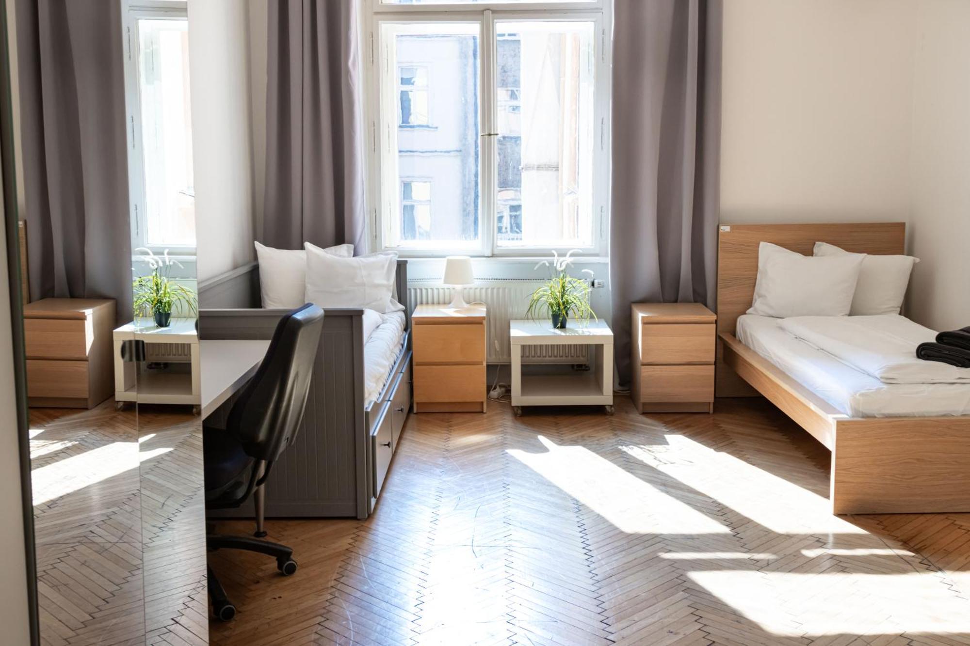 Daire In Mala Strana - 10 Minutes From Charles Bridge *