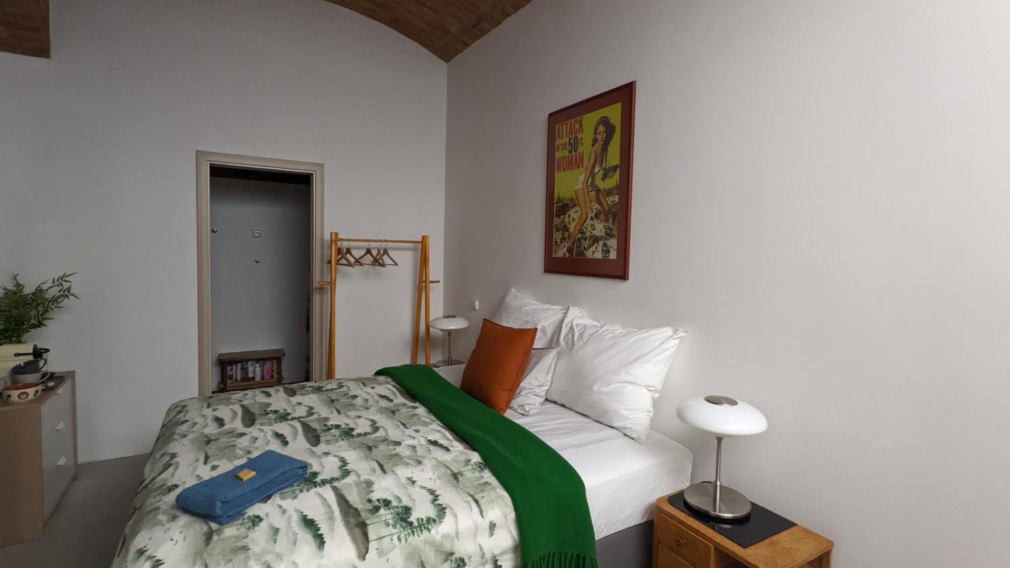 Romantic And Atypical In Prague's Montmartre Appartement Prague