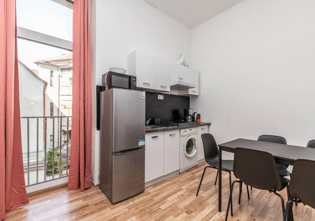 Apartment Elegance