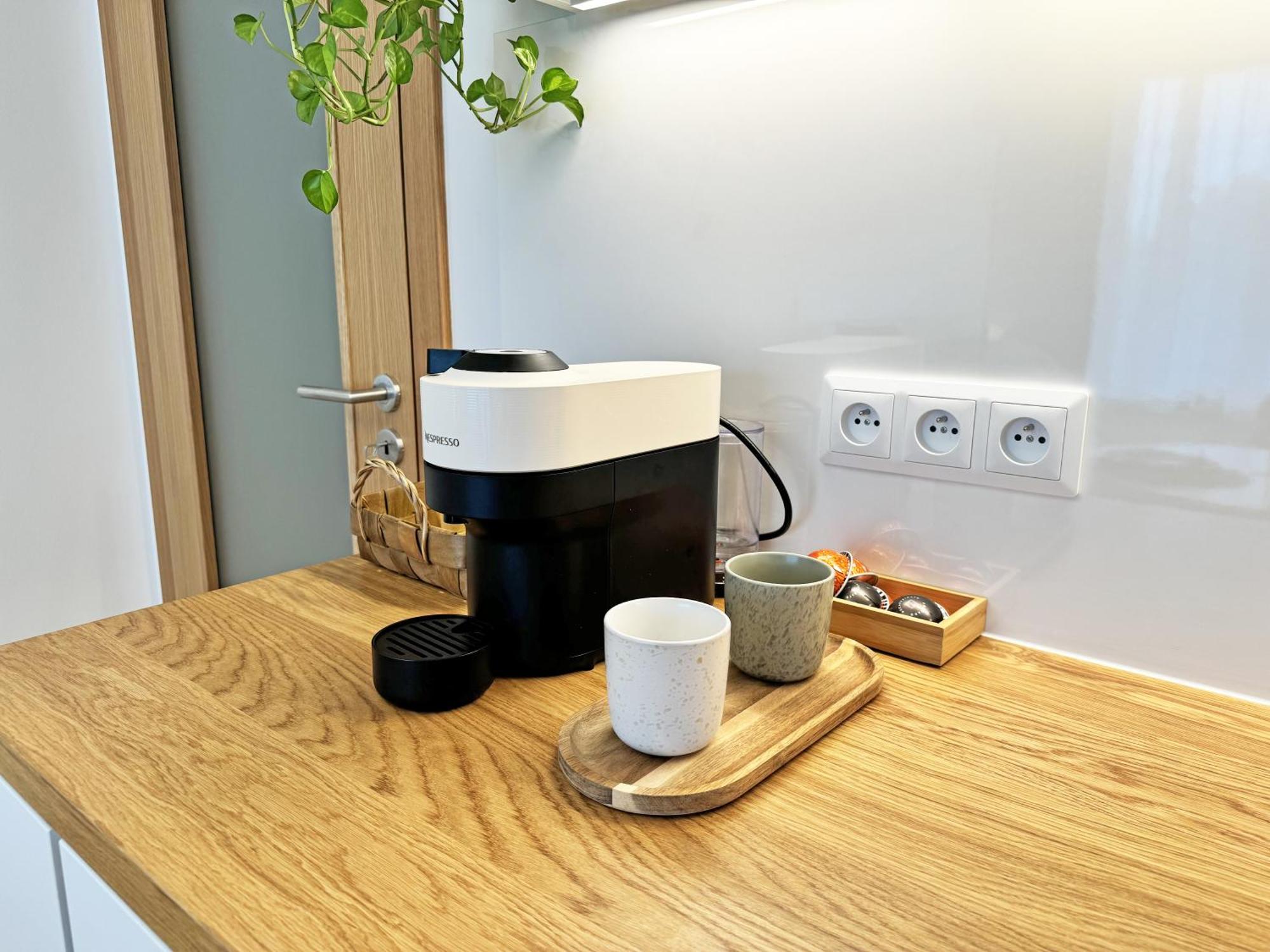 Apartamento New Studio, King Bed, Free Parking, Terrace
