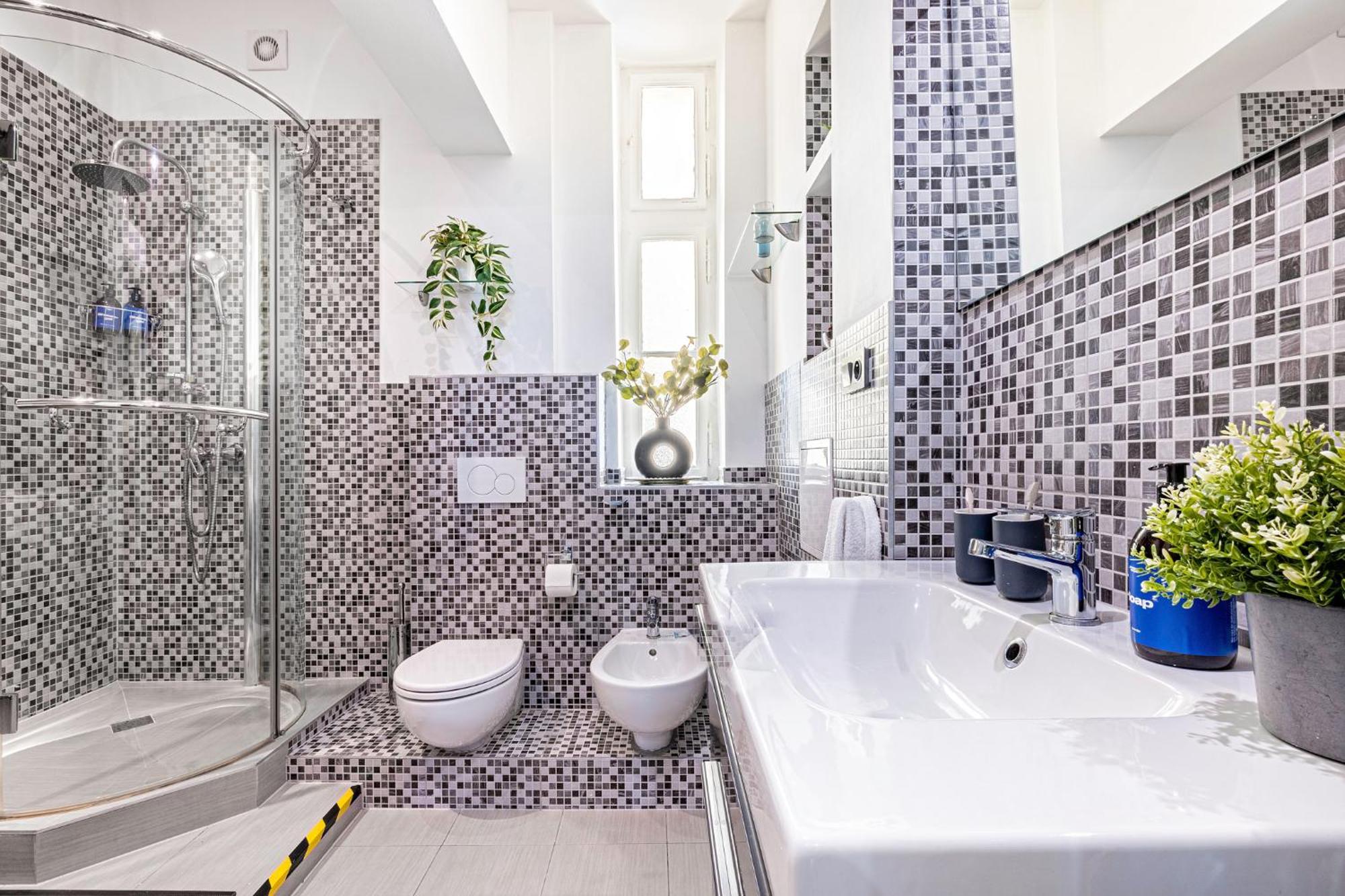 Apartment Days - - Trendy Neighborhood *