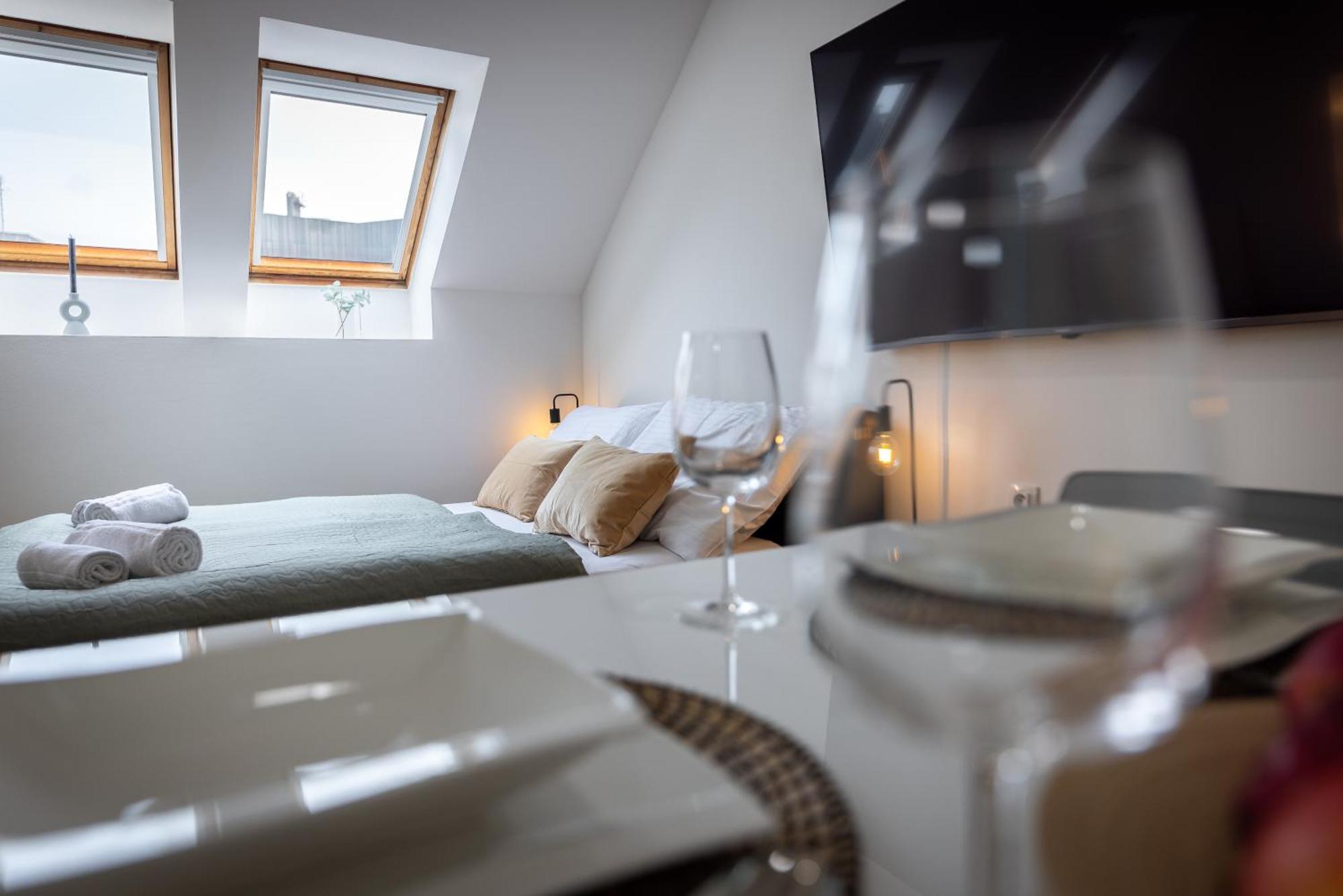Kip Old Town Modern With Free Parking & Ac Prague