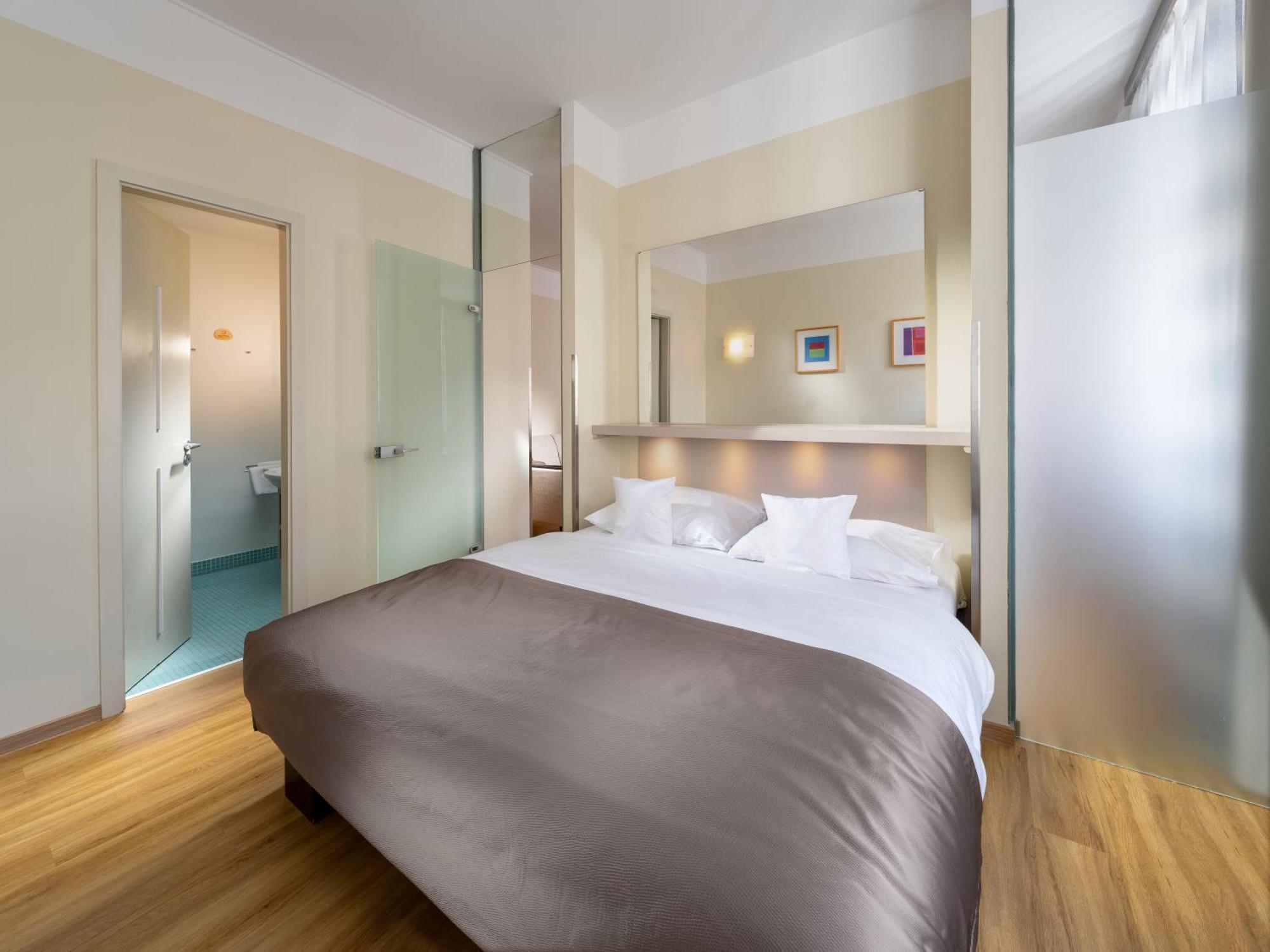 Aparthotel Mamaison Belgicka 4*