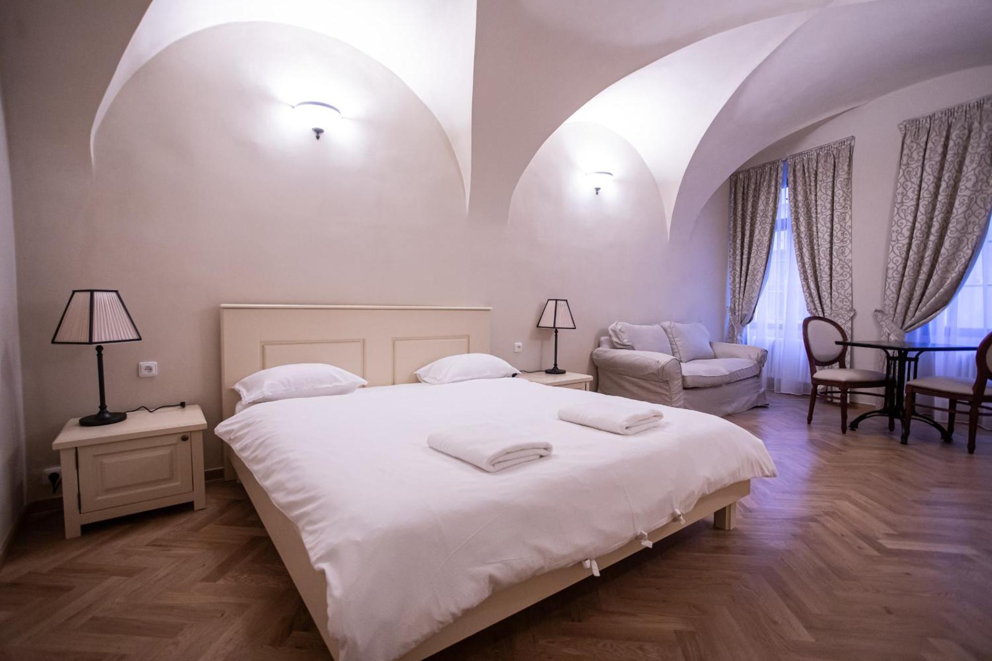Residence Thunovska *
