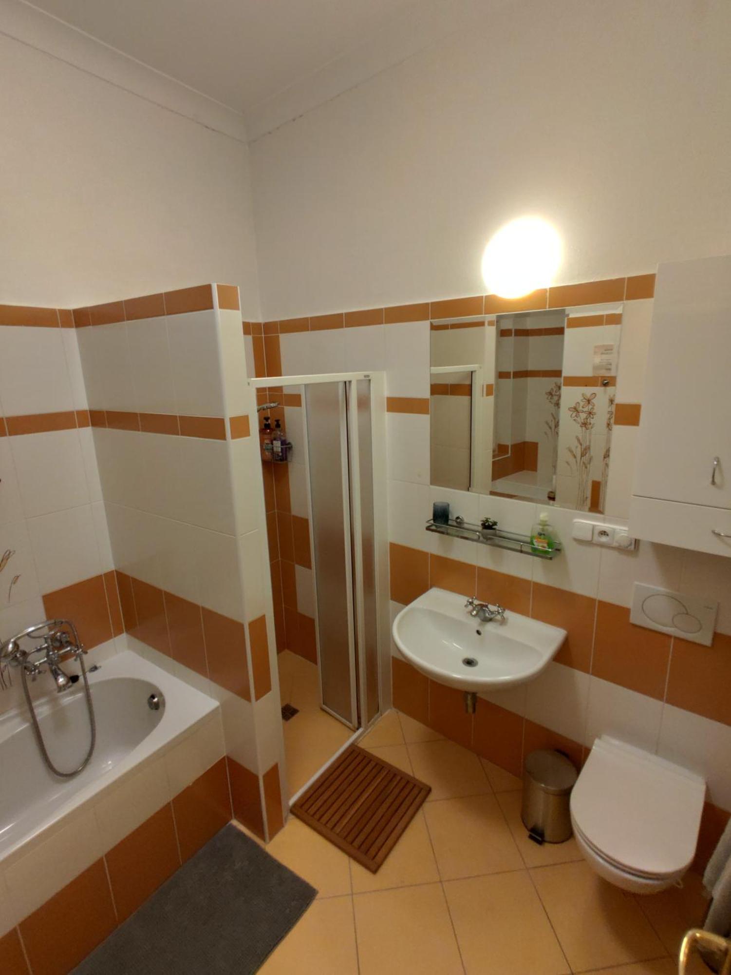 Appartement Cozygem Apt 2 Mins Walk Charles Bridge Prague