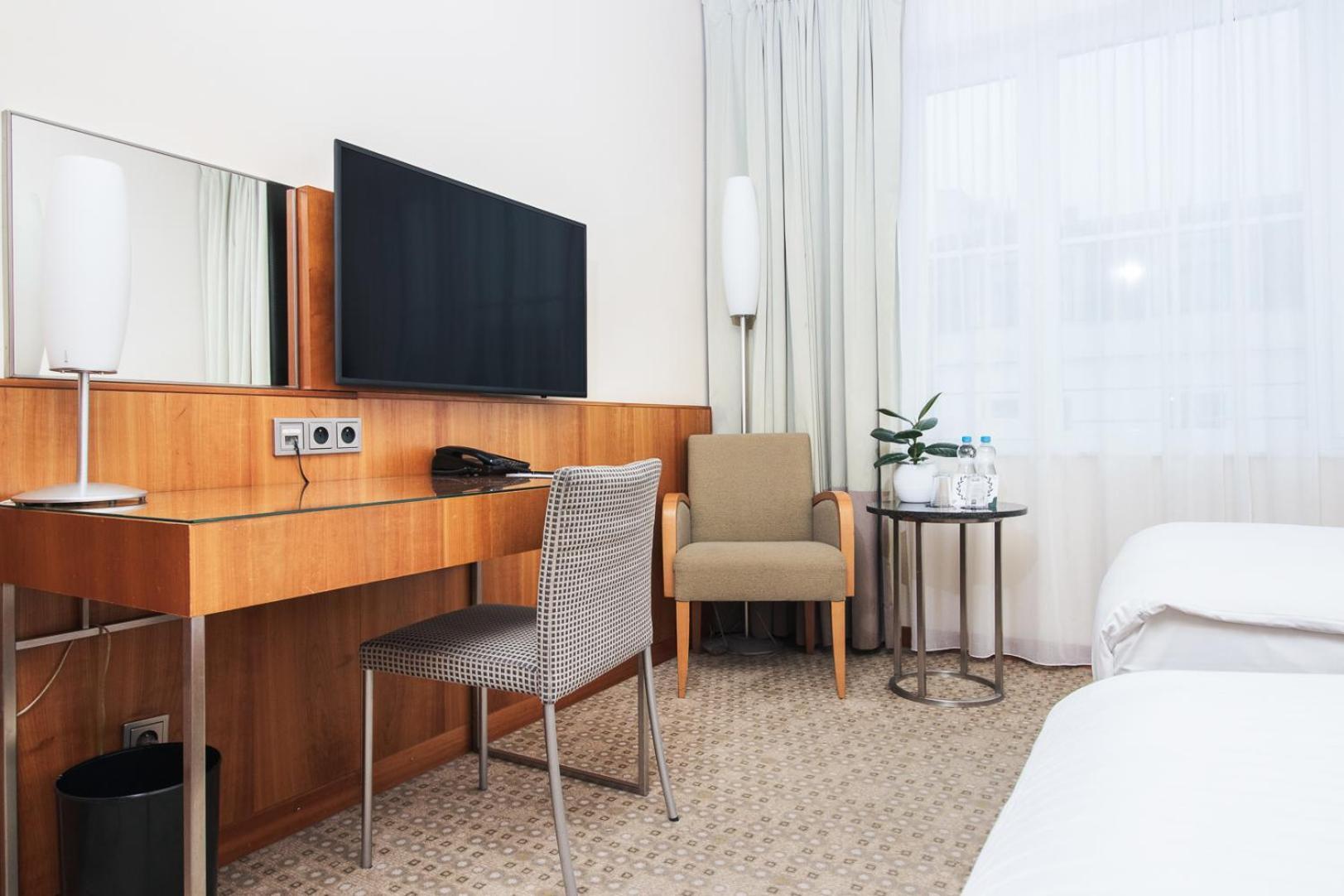 K+k Hotel 4*