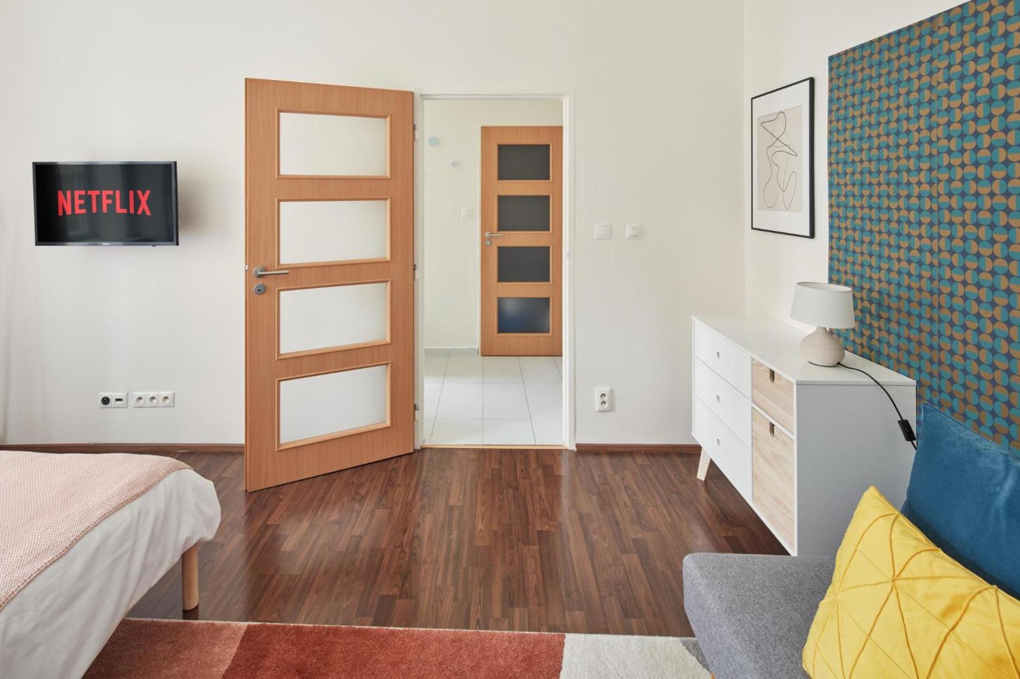 Days - Old Town Square Apartment