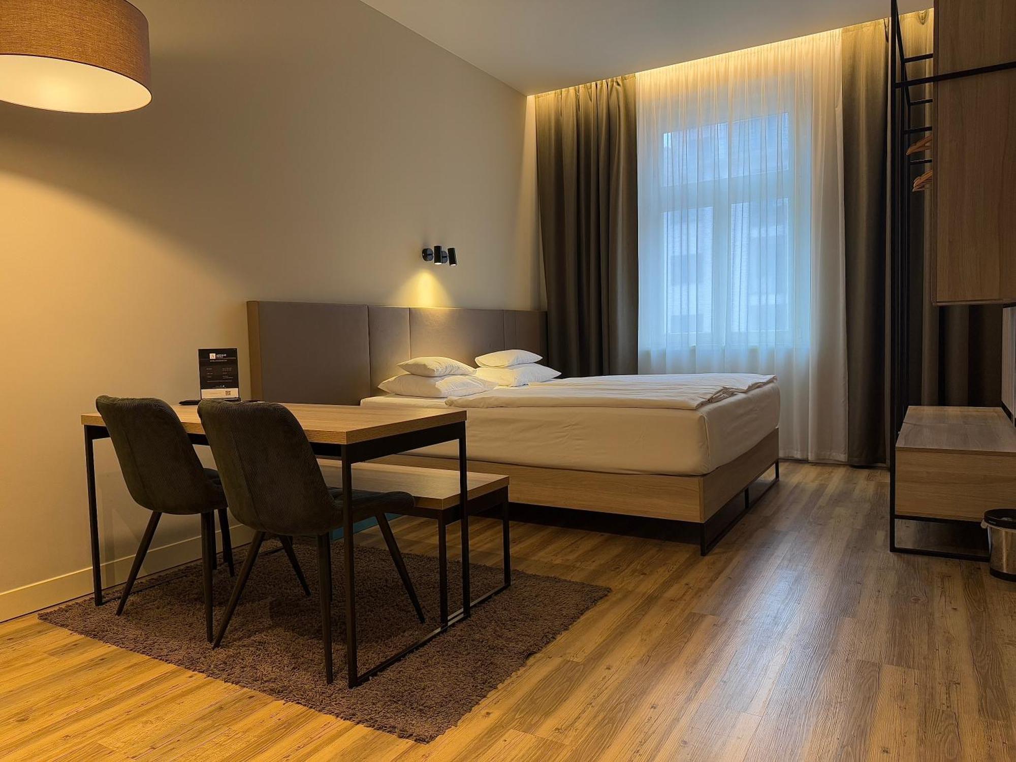 Appartement Avenue Legerova 19 *