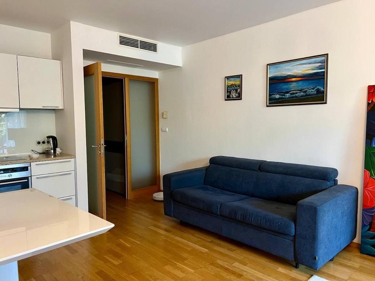 Appartement Pronajem Bytu V Luxusnim Rezidencnim Komplexu Prague