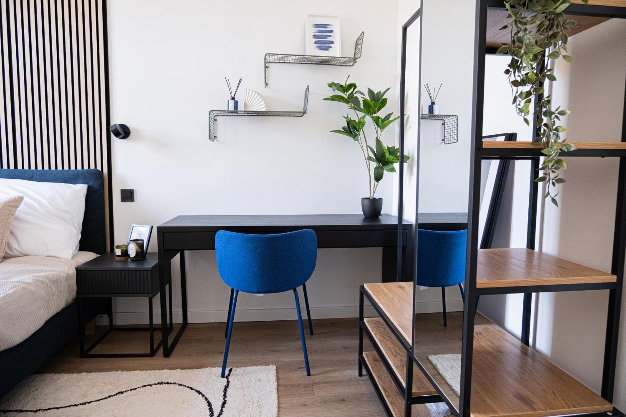 10 Minutes Charles Bridge Modern Apartment, Apartment Prague