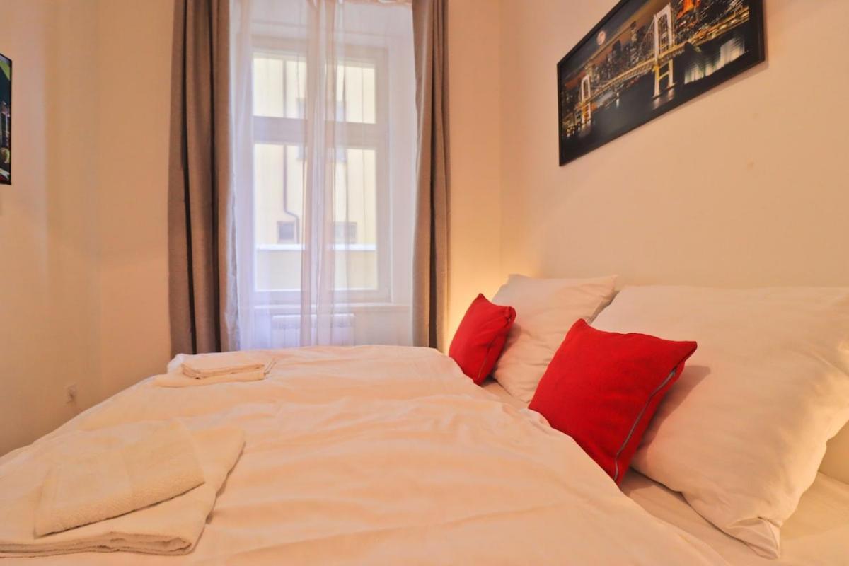 Apartment Spacious In The Center Of