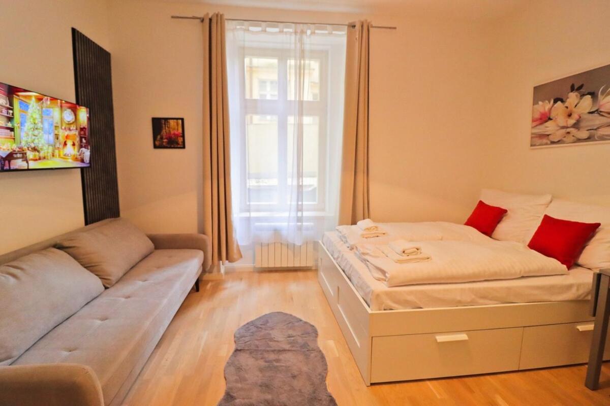 Spacious In The Center Of Prague