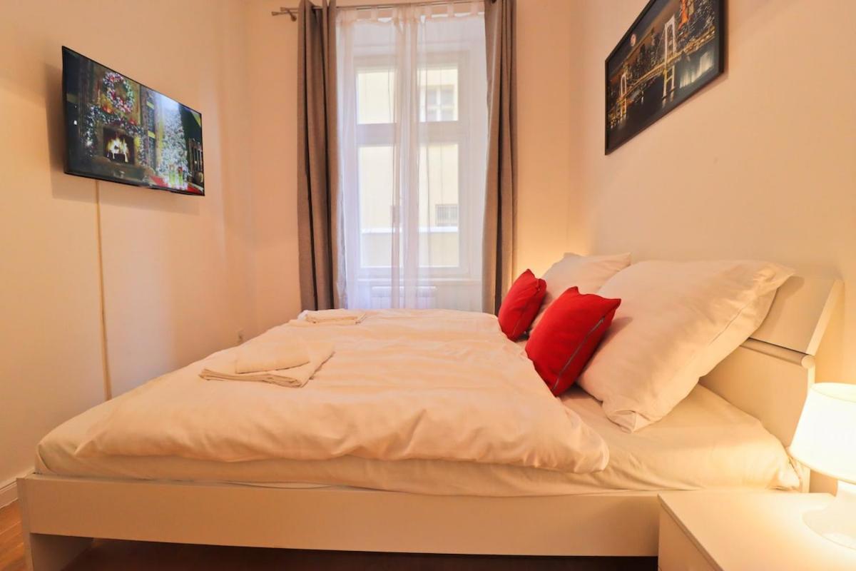 Apartment Spacious In The Center Of