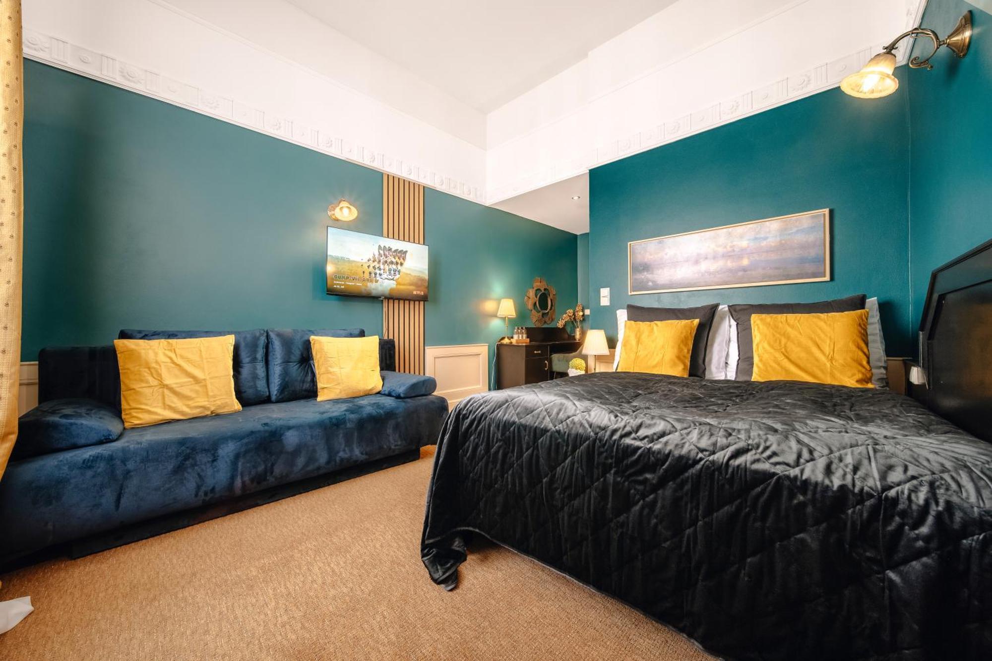 1885 Hotel Praga