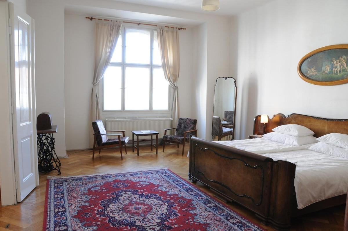 Large Sleeps Up To 10 M4a Apartamento