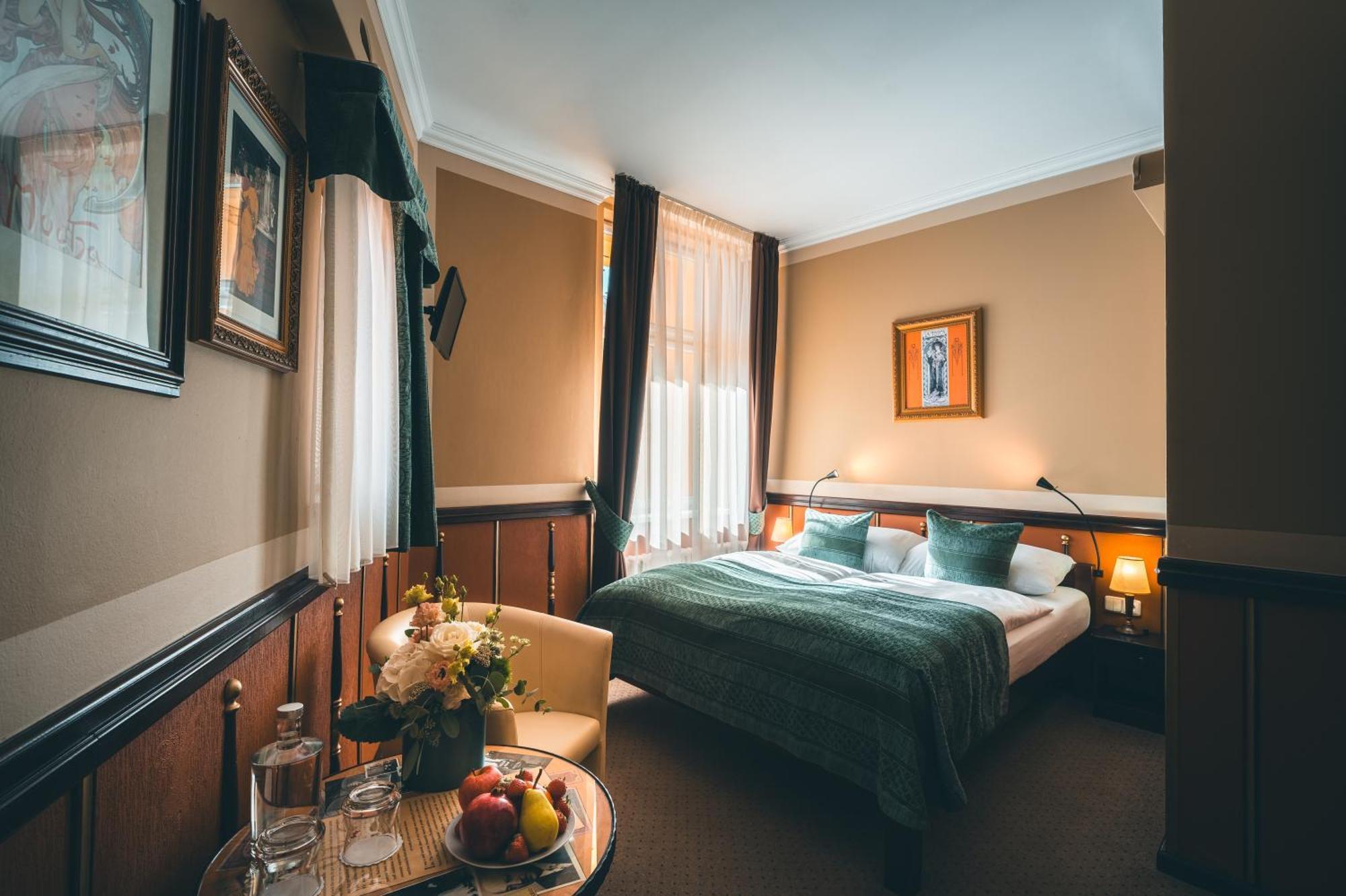 Hastal Old Town Hotel 4*