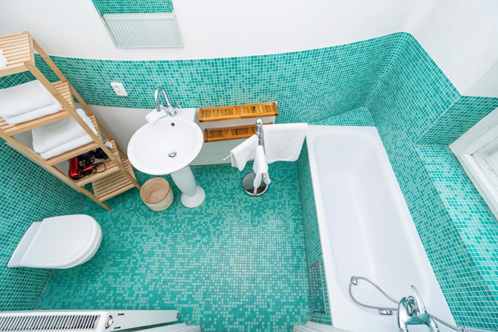 Spacious Two-bedroom In Old Town Prague