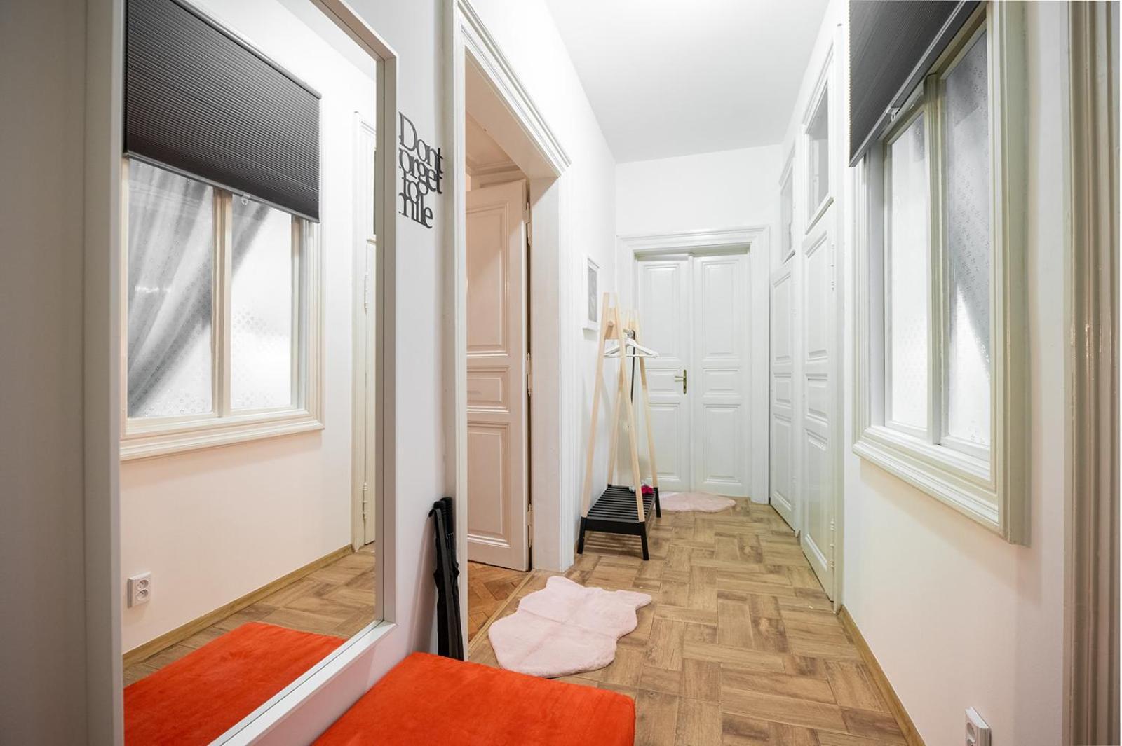Cinematic With Pool Table & Cinema In The Heart Of Prag