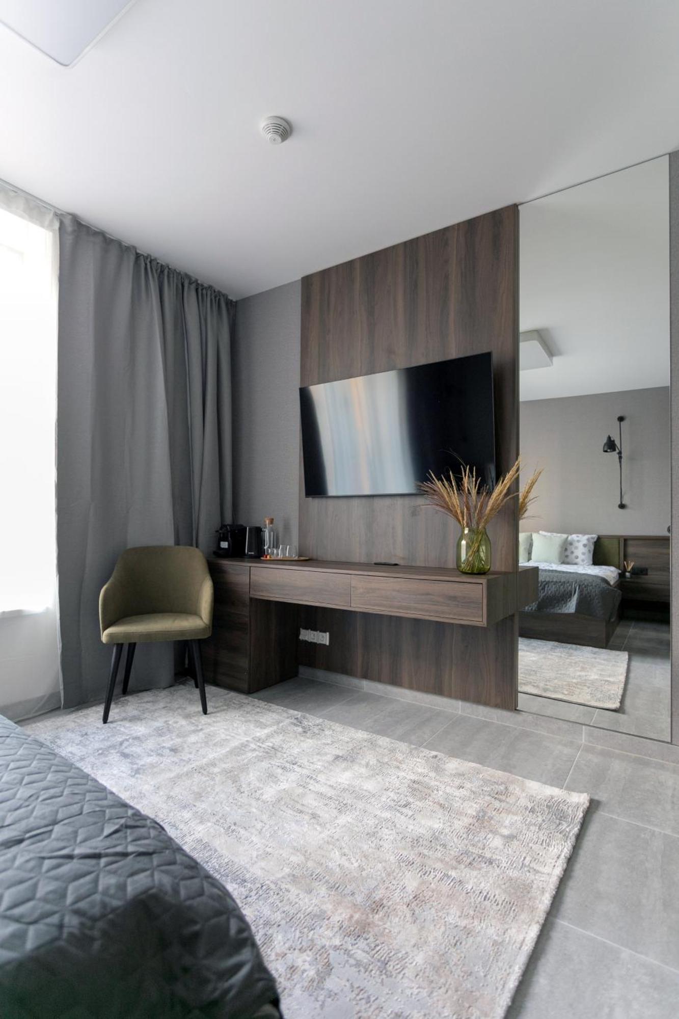 Luong Europe Homestay Prague