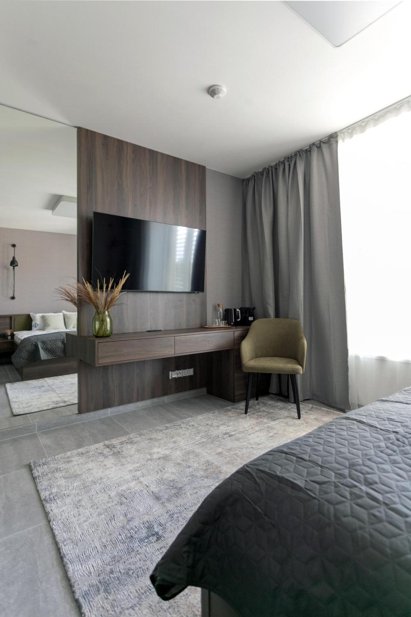 Luong Europe Prague