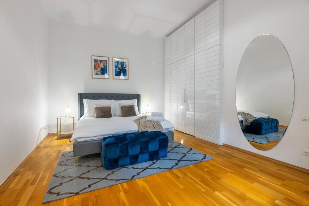 Charming 2bedroom Old Town * Prague