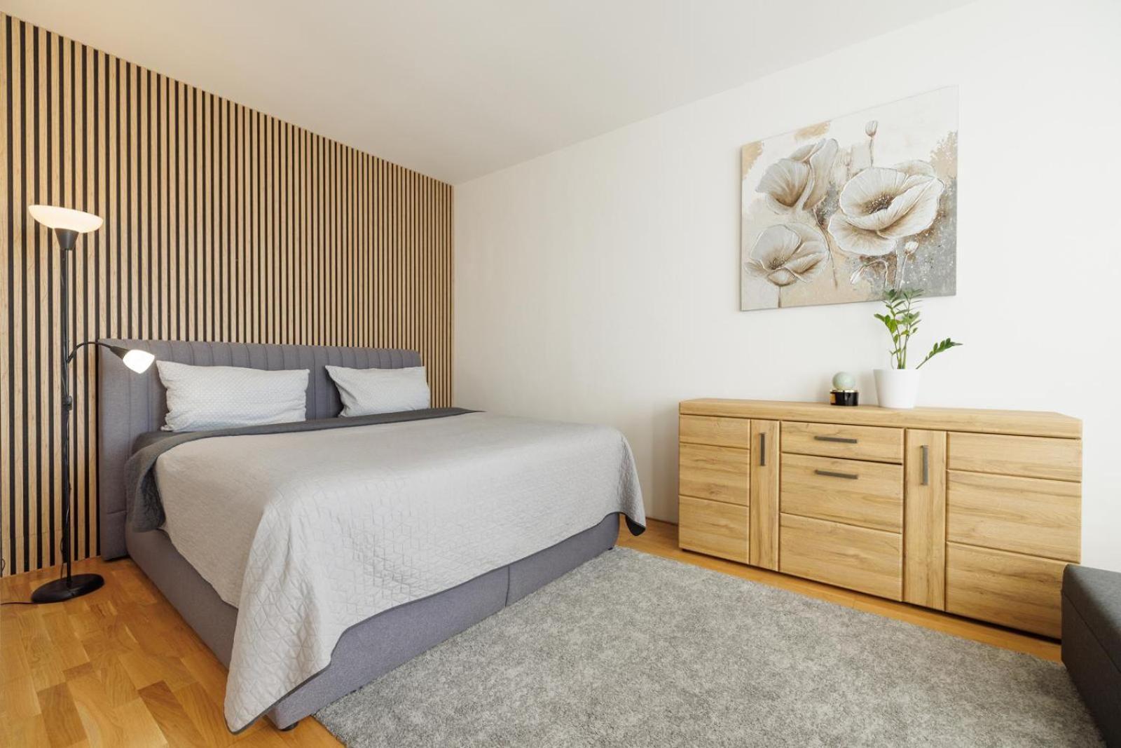 Airport Luxury & Apartment Prague