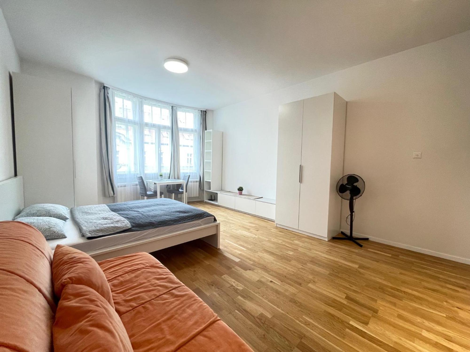 Apartment Cosy On Charles Square Prag