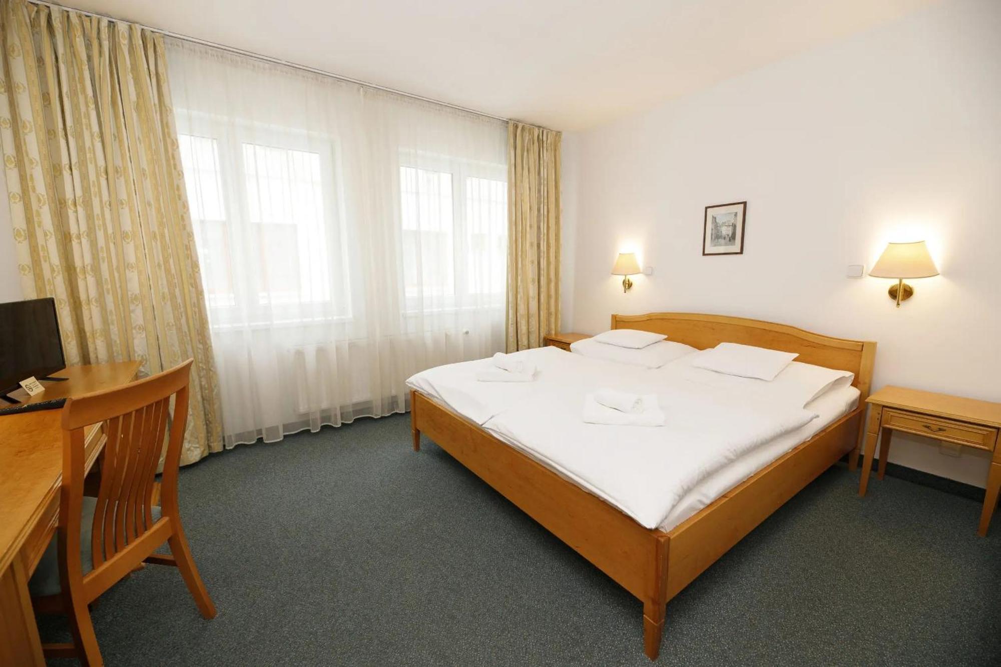 Otel Claris