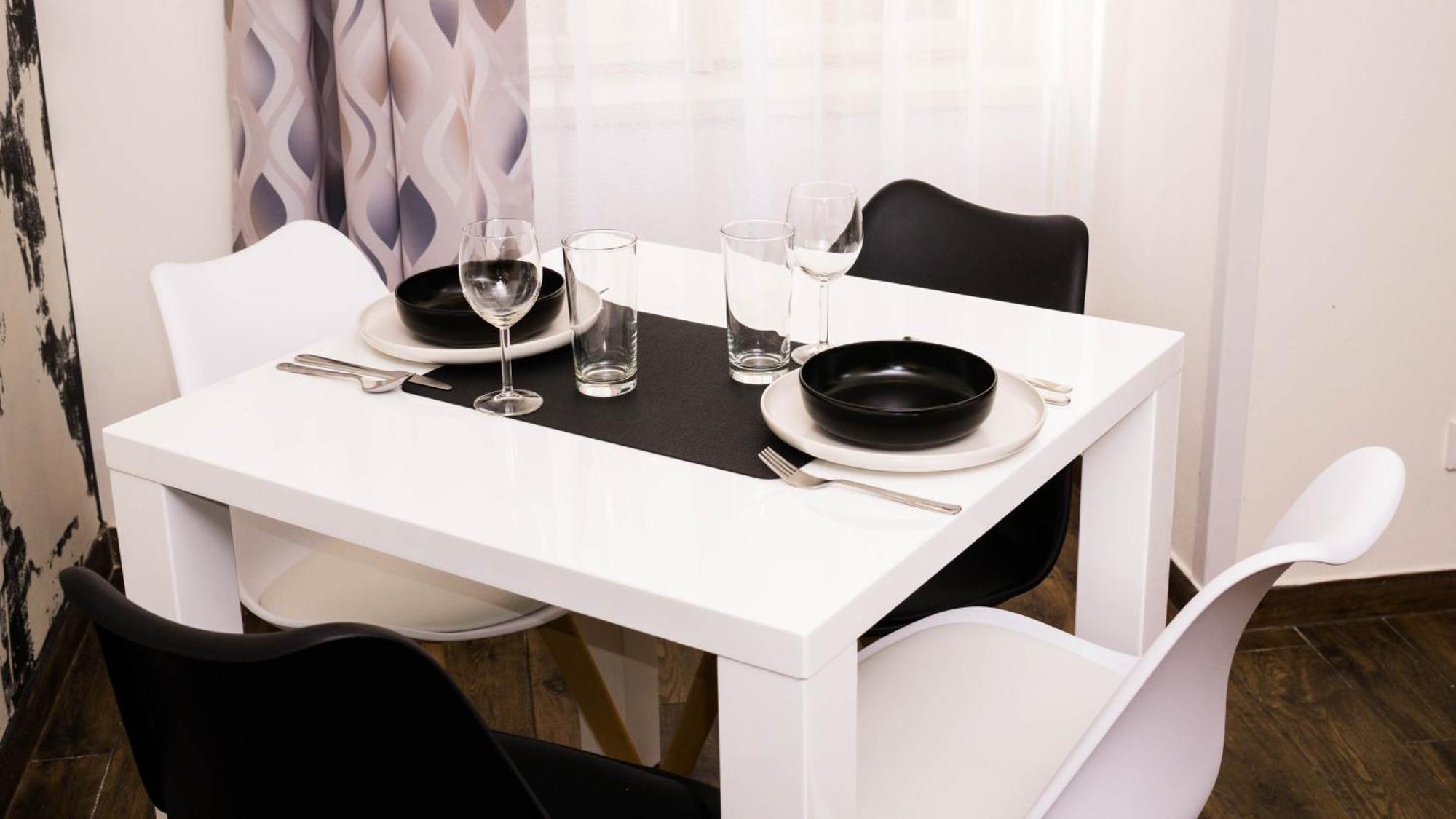 Black & White Apartment Prague By Wenceslas Square And Muzeum Apartment Prague
