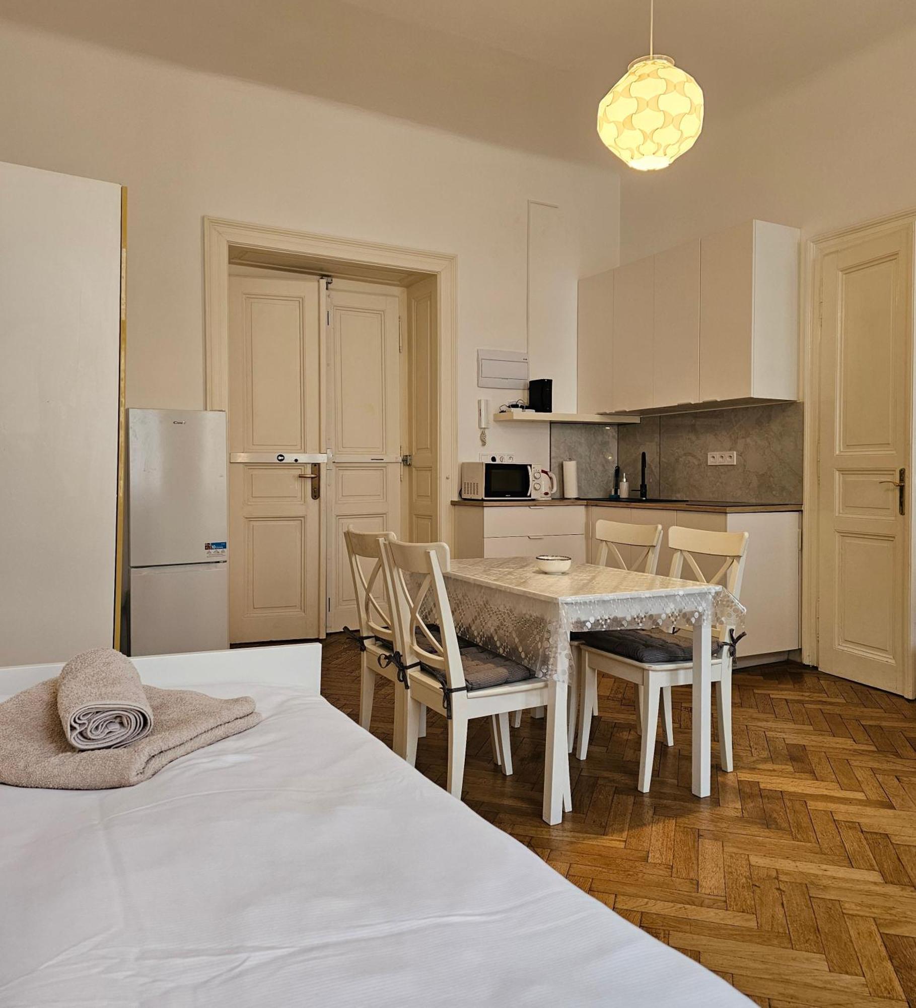 Apartment Slezska Prague