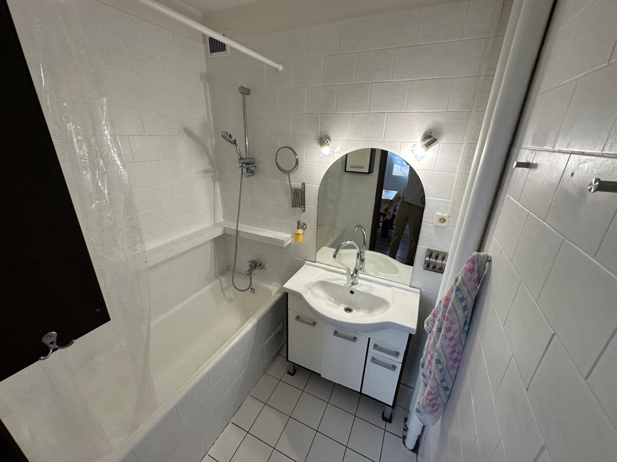 Hospedagem domiciliar Private Rooms, Stunning Views, Top-floor With Balcony, Bathtub, Internet, Coffee