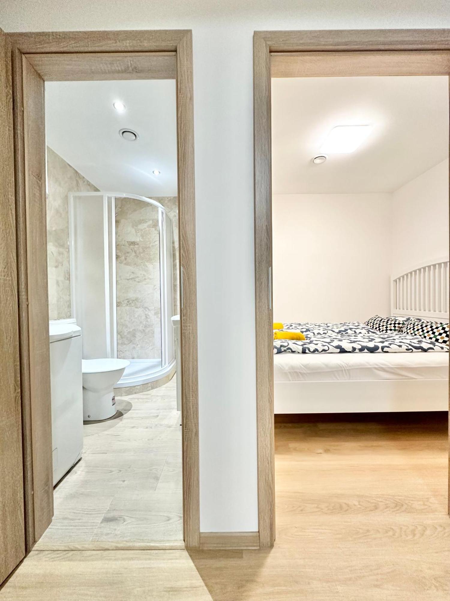 The Little Peaceful Retreat Near Center * Praga
