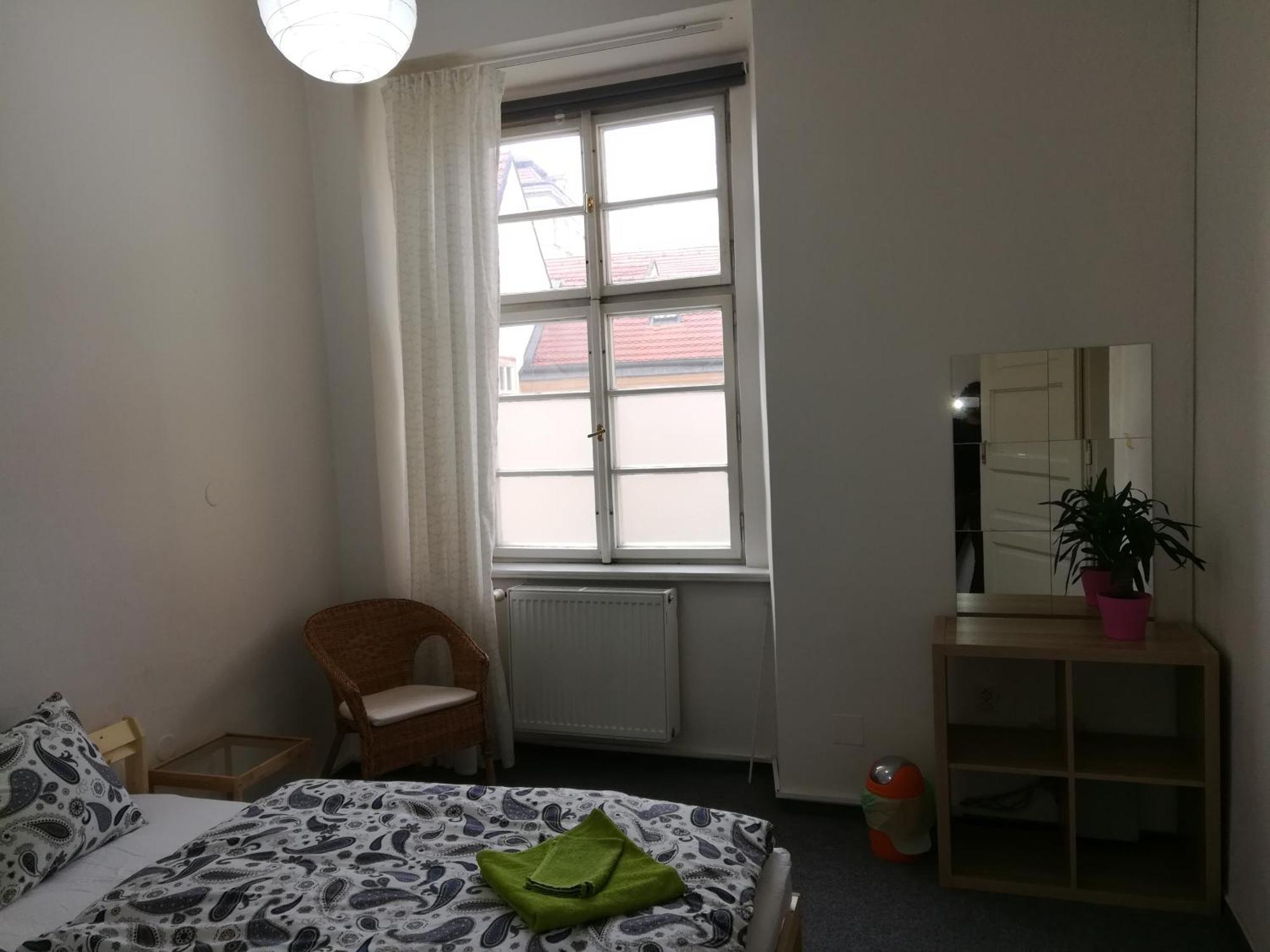 Just 3 Min Walk Old Town Center Private A Séjour chez l'habitant *