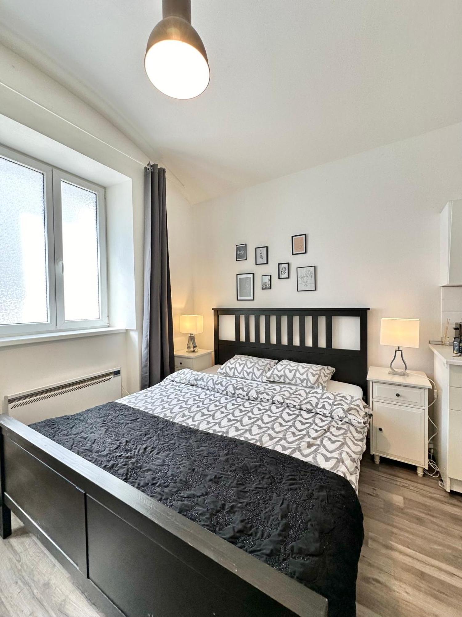 The Little Peaceful Retreat Near Center Apartamento Praga