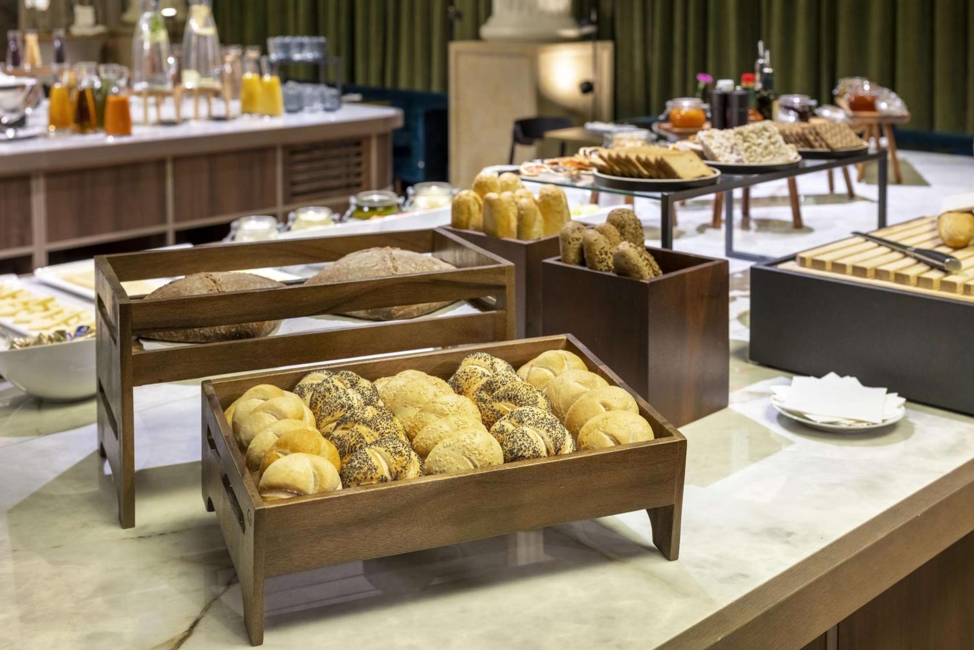 Nh Collection Carlo Iv Hotel Prague