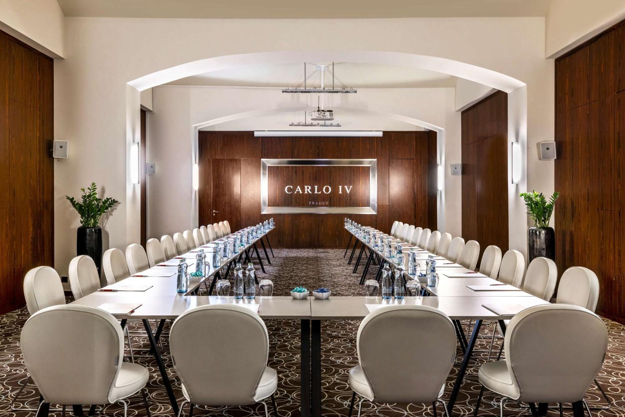 Nh Collection Carlo Iv Hotel