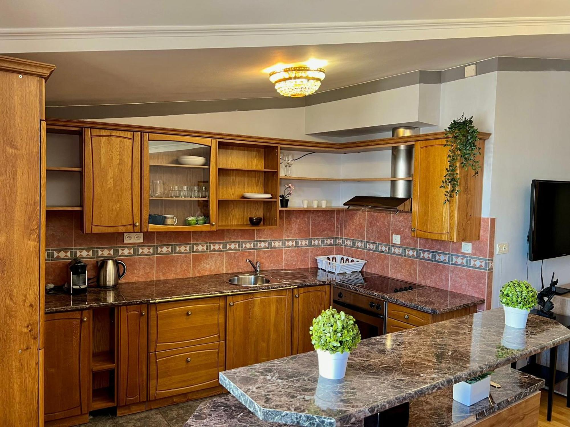 Comfortable 3 Bedroom In The Heart Of Daire Prag