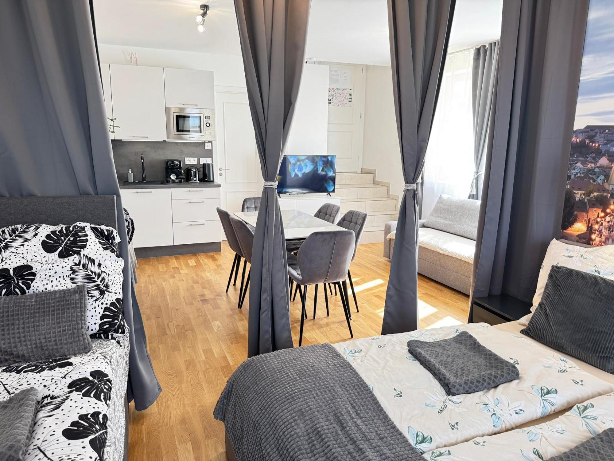 Daire New Modern-style With Balcony In The 2 *
