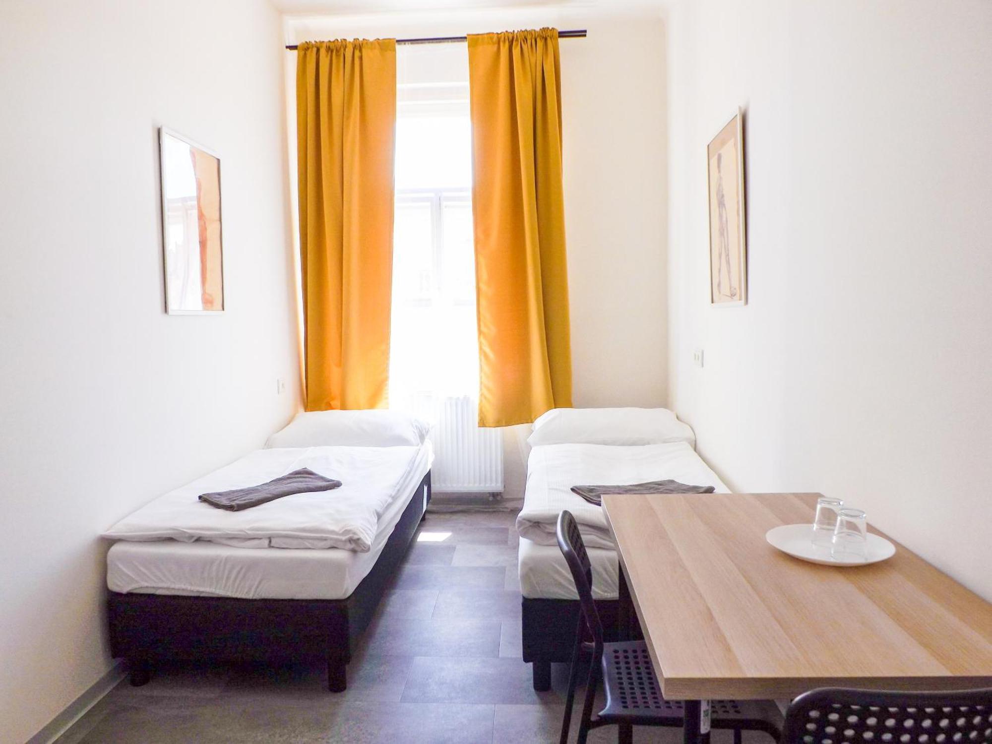 Prague Room Letna H2 *