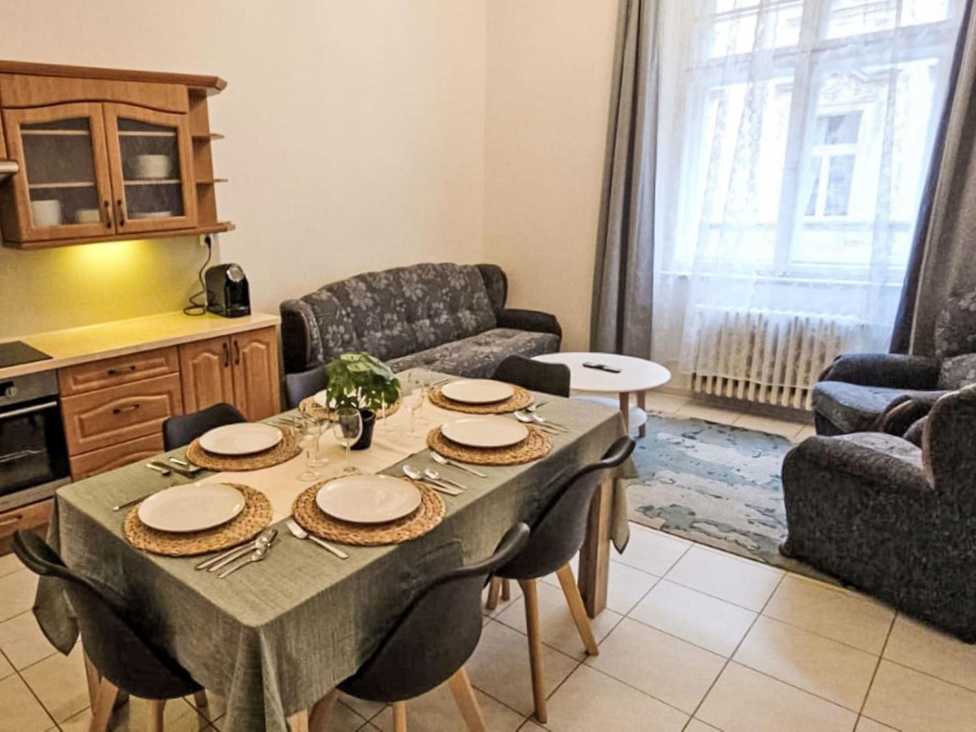 Old Town Home-7 By Interhome