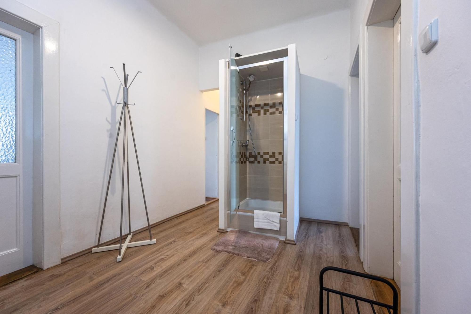 Safarikova 18 Apartment Prague