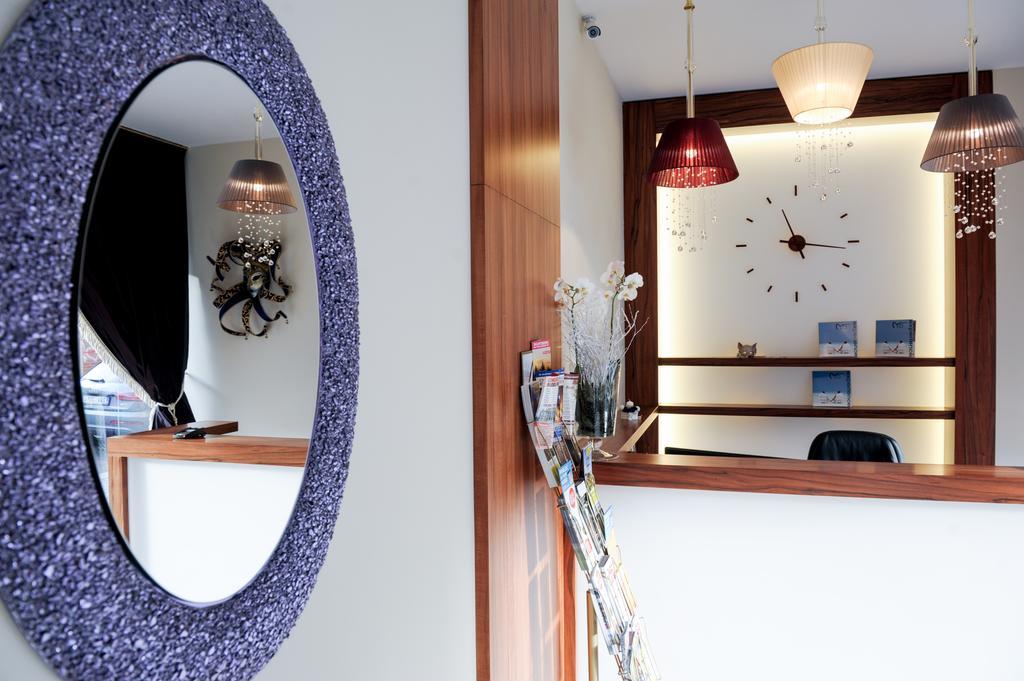 Myo Mysterius Hotel