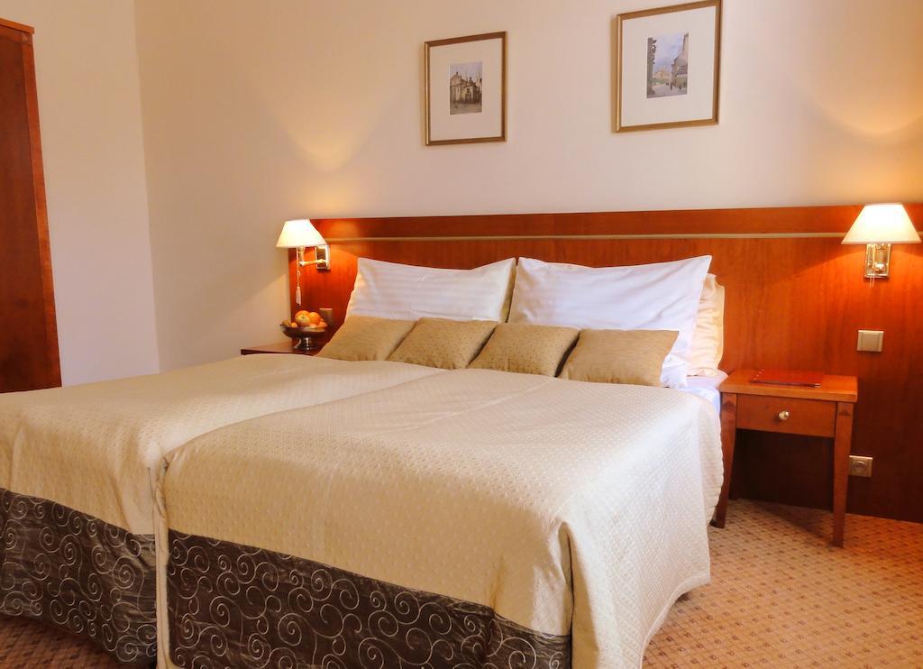 Raffaello Otel 4*