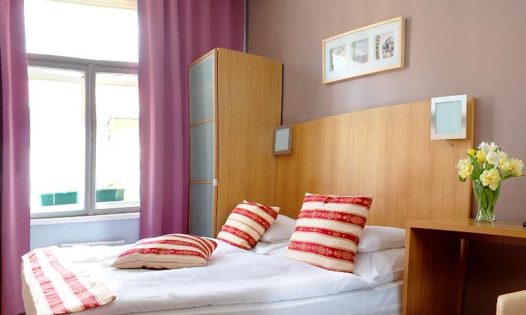 Royal Court Otel