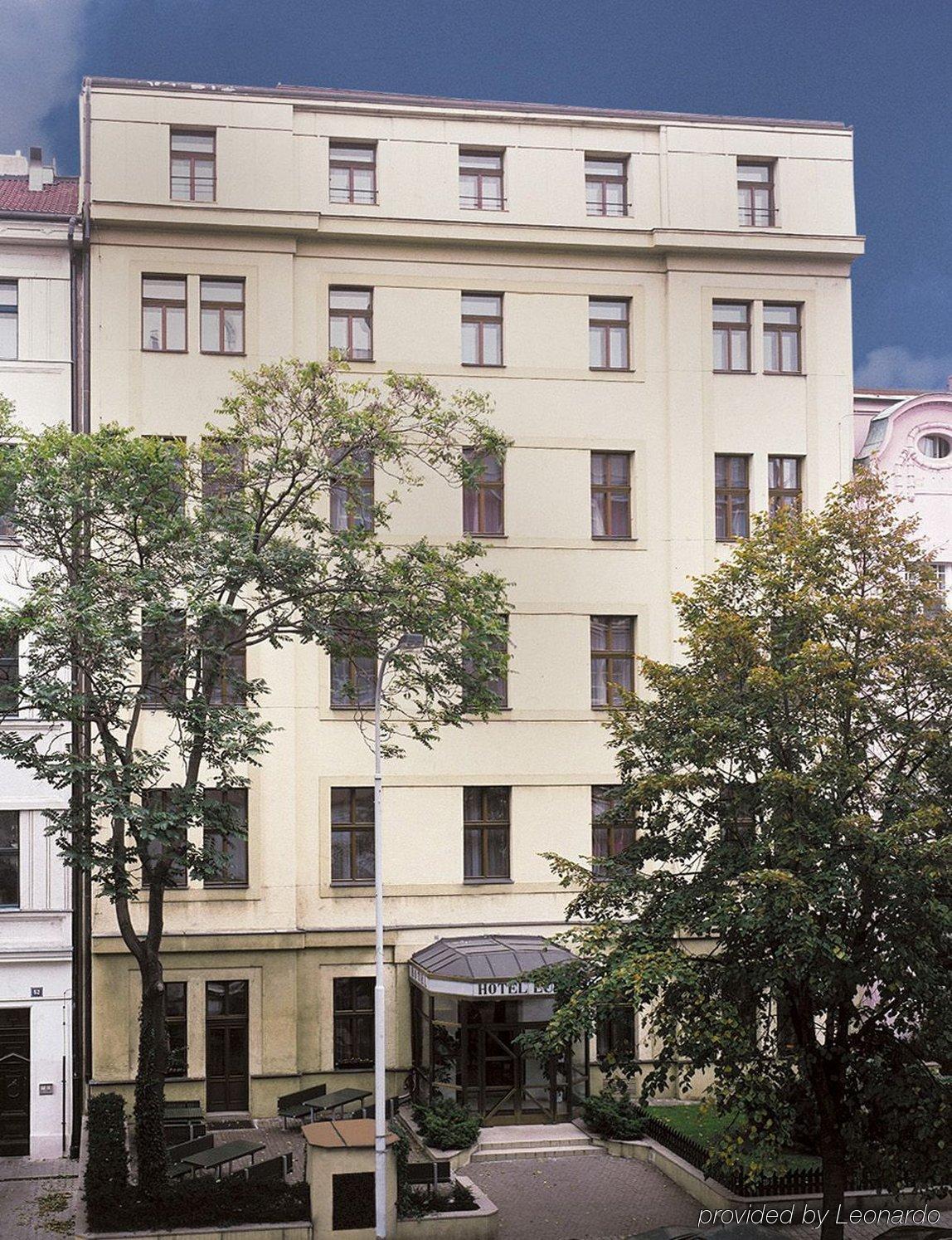 Lunik 3* Praga