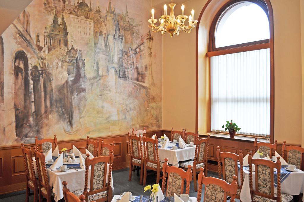 Opera Hotel 4*