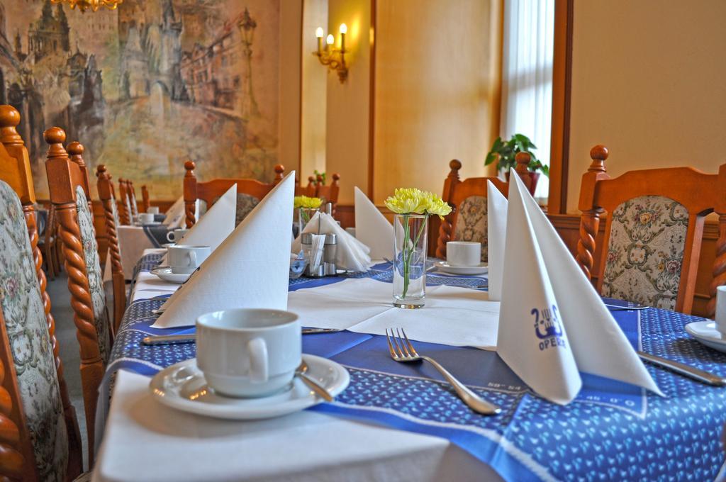 Opera 4* Prague